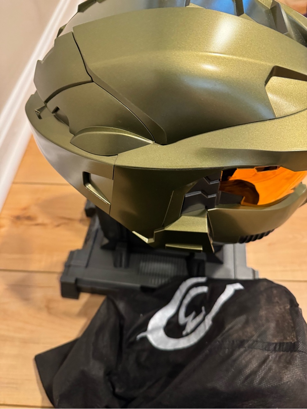 Halo 3 Master Chief Collectible - Picture 5 of 16